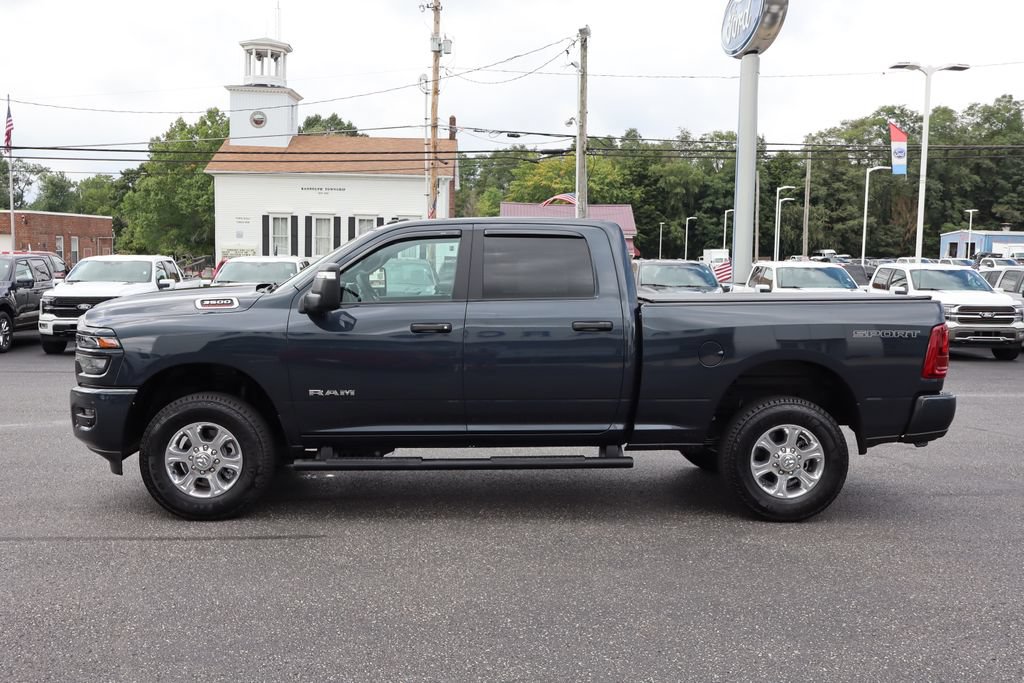 Used 2026 RAM 3500 Big Horn AWD/4WD image 17