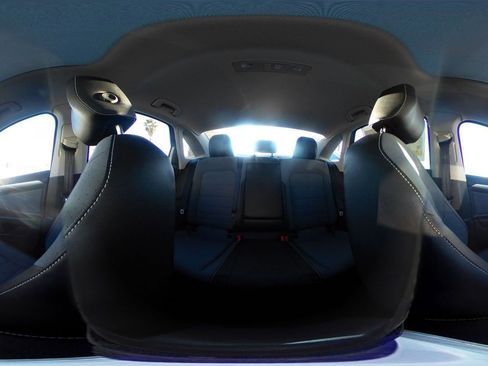 Used 2025 Volkswagen Jetta SE image 42