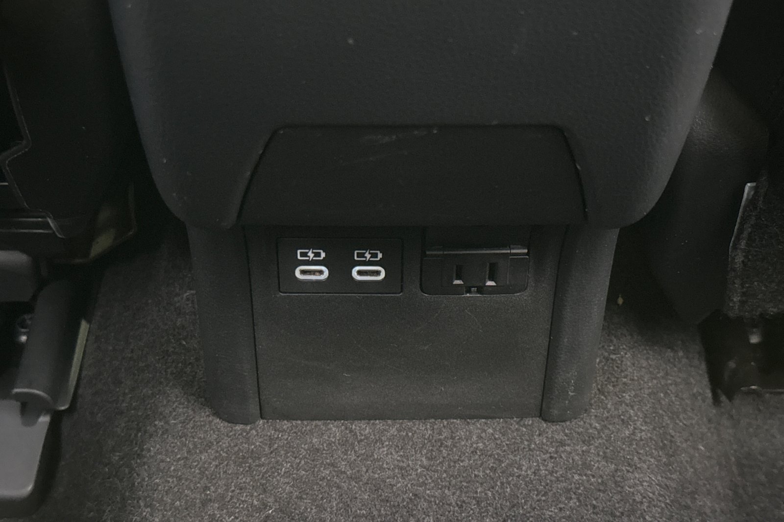 Certified 2024 Toyota Prius Prime FWD image 16
