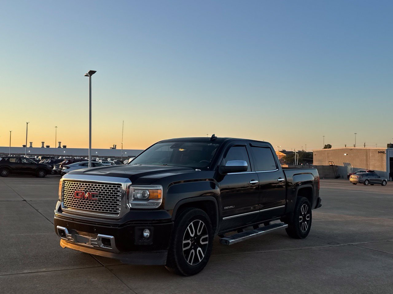 Used 2015 GMC Sierra 1500 Denali w/ Driver Alert Package RWD image 12
