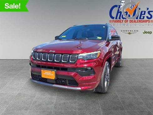 Used 2022 Jeep Compass High Altitude image 1
