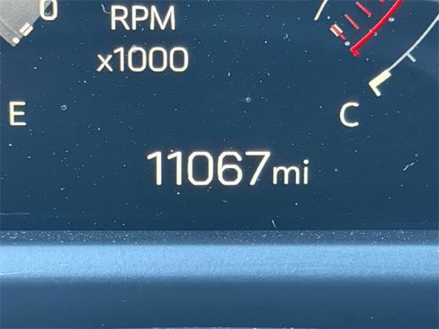 Certified 2025 GMC Acadia Elevation image 28