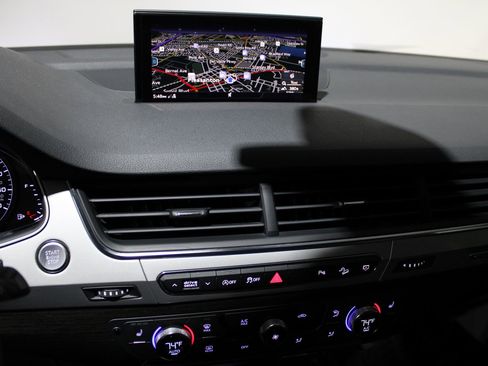 Used 2019 Audi Q7 2.0T Premium w/ Convenience Package image 30