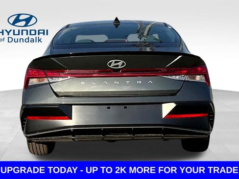 New 2026 Hyundai Elantra SEL Sport FWD image 5