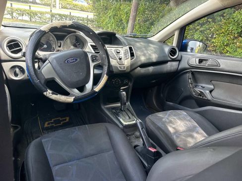 Used 2011 Ford Fiesta SE w/ 202A Rapid Spec Order Code FWD image 11