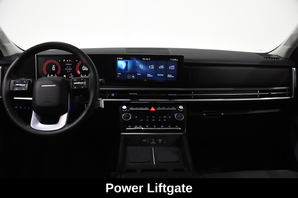Used 2025 Hyundai Santa Fe SEL AWD/4WD image 10