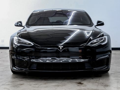 Used 2021 Tesla Model S Plaid image 2