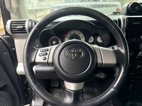 Used 2008 Toyota FJ Cruiser 4WD image 22