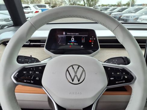 New 2025 Volkswagen ID. Buzz Pro S Plus image 14