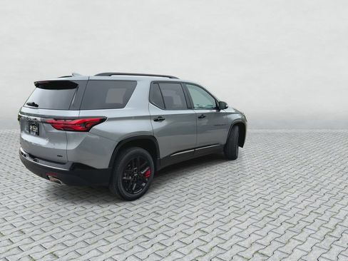 Used 2023 Chevrolet Traverse Premier w/ Redline Edition AWD/4WD image 8