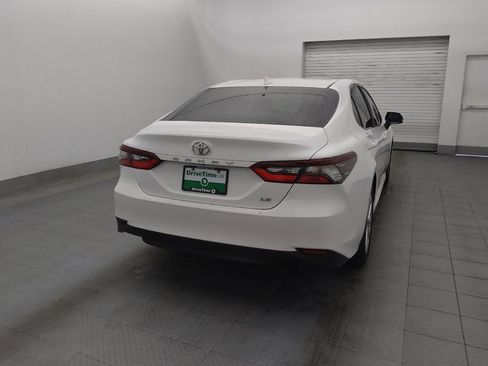 Used 2021 Toyota Camry LE image 7