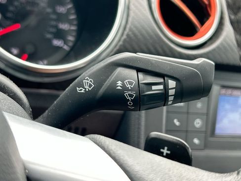 Used 2019 Ford Mustang Coupe RWD image 18