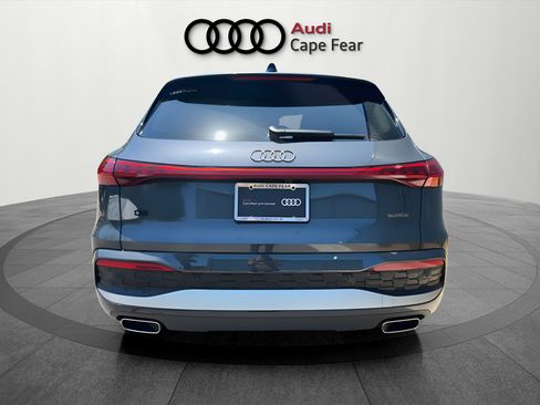 Certified 2025 Audi Q5 Premium w/ Premium Plus AWD/4WD image 4
