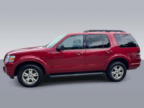 Used 2010 Ford Explorer XLT AWD/4WD image 6