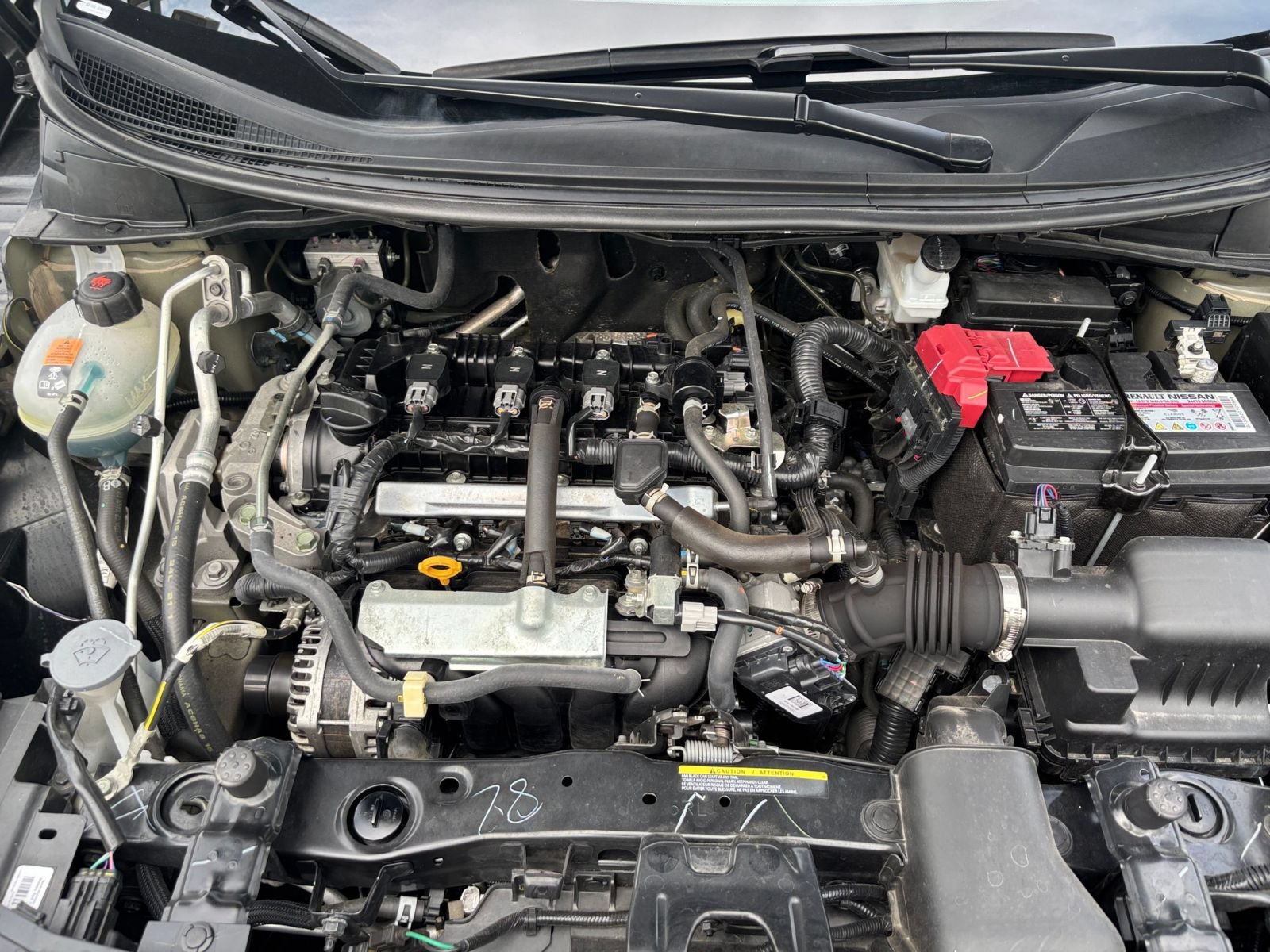 Used 2025 Nissan Versa SV FWD image 29