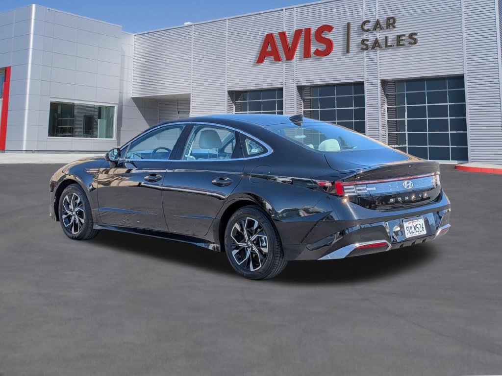 Used 2025 Hyundai Sonata SEL FWD image 7