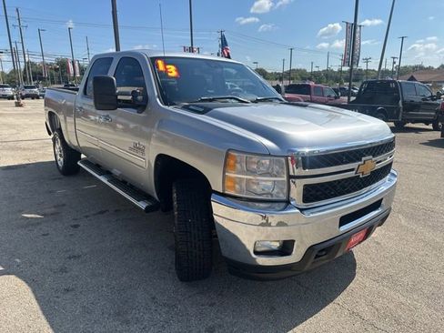 Used 2013 Chevrolet Silverado 2500 LT w/ Texas Edition image 4