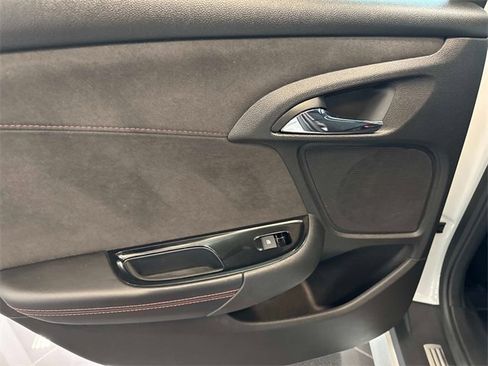 Used 2017 Chevrolet SS image 9