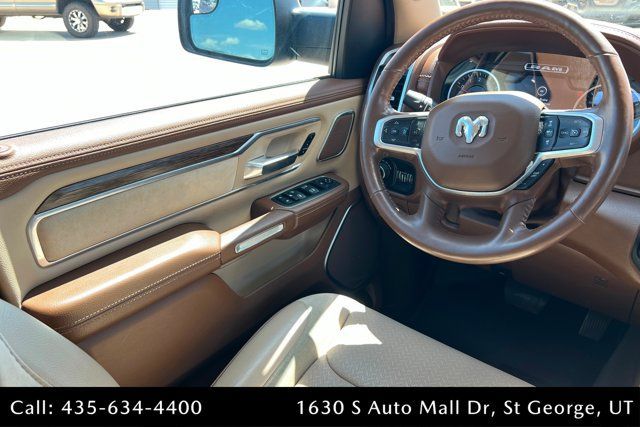 Used 2019 RAM 1500 Laramie AWD/4WD image 11