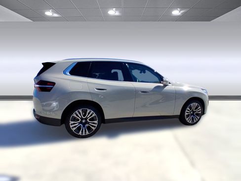 New 2026 BMW X3 xDrive30 w/ Premium Package image 18