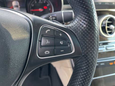 Used 2019 Mercedes-Benz GLC 300 GLC 300 image 30