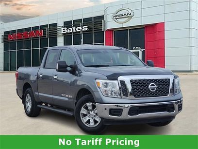 Used 2018 Nissan Titan SV w/ SV Convenience Package
