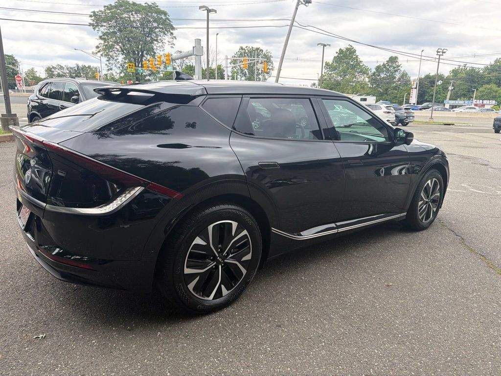 Used 2023 Kia EV6 Wind w/ Wind Technology Package AWD/4WD image 3
