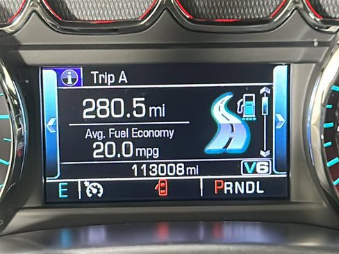 Used 2018 Chevrolet Silverado 1500 LT w/ Redline Edition AWD/4WD image 22