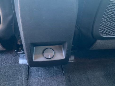 Used 2015 Chevrolet Equinox LT w/ Power Convenience Package image 16