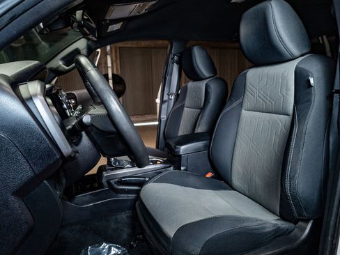 Used 2022 Toyota Tacoma TRD Sport image 24