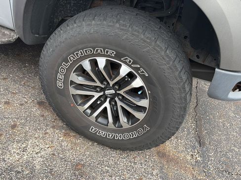 Used 2012 Ford F150 Raptor w/ Box Side Graphics Pkg image 5