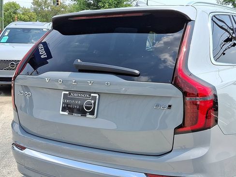 Certified 2026 Volvo XC90 B6 Plus AWD/4WD image 30