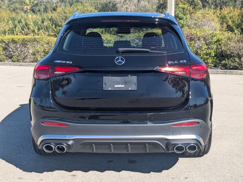 Used 2025 Mercedes-Benz GLC 43 AMG AMG GLC 43 image 6