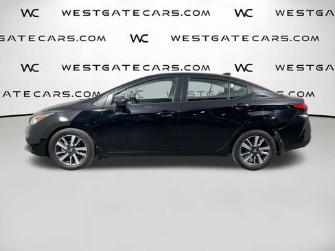 Used 2021 Nissan Versa SV image 5