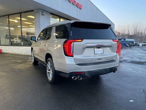 Used 2021 GMC Yukon Denali w/ Denali Premium Package image 7