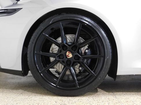 Used 2025 Porsche 911 Carrera T RWD image 99