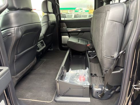 Used 2025 Ford F350 Platinum image 33