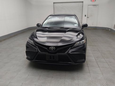 Used 2021 Toyota Camry SE image 15