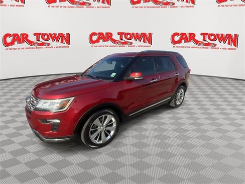 Used 2019 Ford Explorer Limited w/ Class III Trailer Tow Package image 4