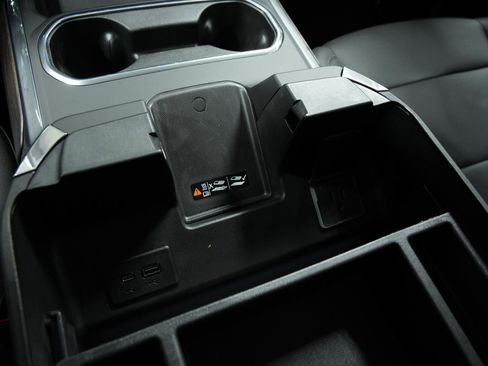 New 2025 GMC Sierra 2500 SLT w/ SLT Premium Package image 39