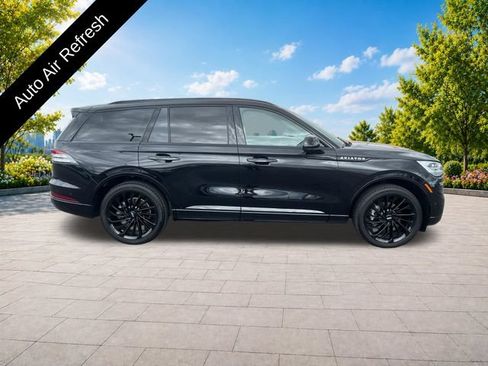 Certified 2024 Lincoln Aviator Reserve w/ Equipment Group 201A AWD/4WD image 9