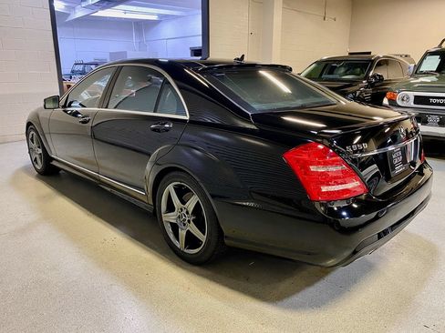 Used 2010 Mercedes-Benz S 550 4MATIC image 7