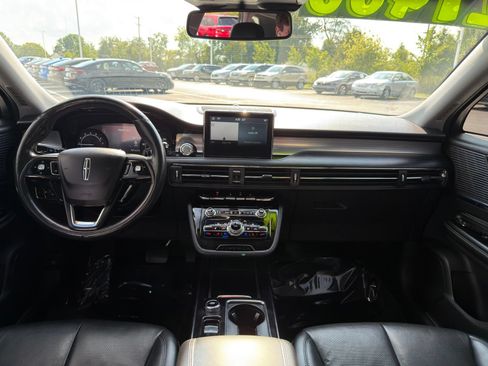 Used 2022 Lincoln Corsair AWD w/ Premium Package image 28