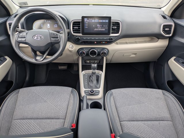 Certified 2026 Hyundai Venue SEL FWD image 15