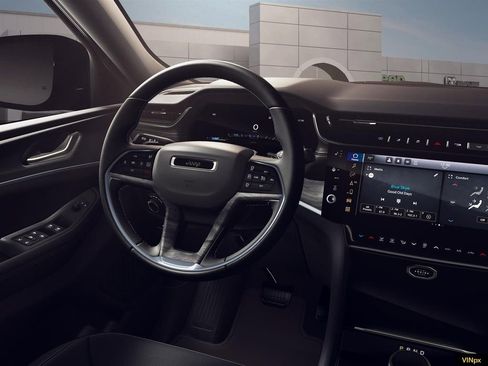 New 2026 Jeep Grand Cherokee Altitude image 21