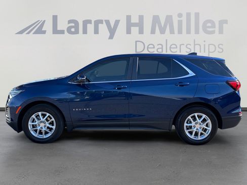 Used 2023 Chevrolet Equinox LT image 2