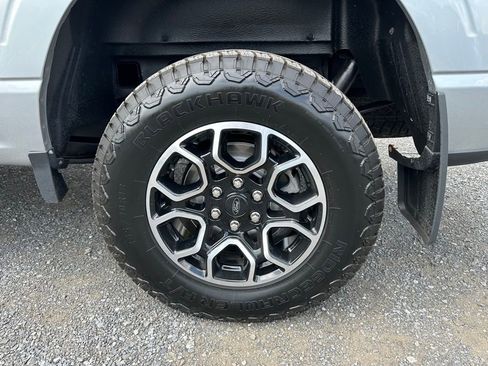 Used 2024 Ford F150 XL w/ Equipment Group 103A High AWD/4WD image 12