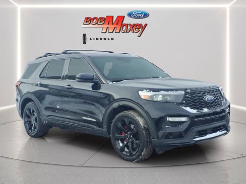 Certified 2023 Ford Explorer ST w/ Equipment Group 401A image 3