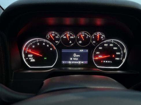 Used 2021 Chevrolet Silverado 1500 RST image 17