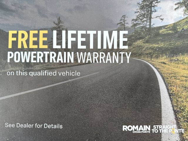 Used 2026 Chrysler Pacifica Limited FWD image 28